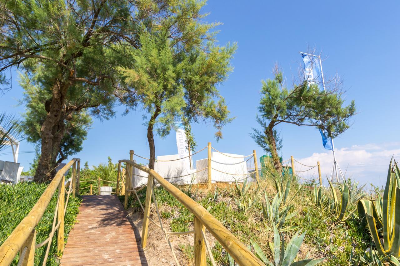 Aquarium Residence San Pietro in Bevagna Exterior foto